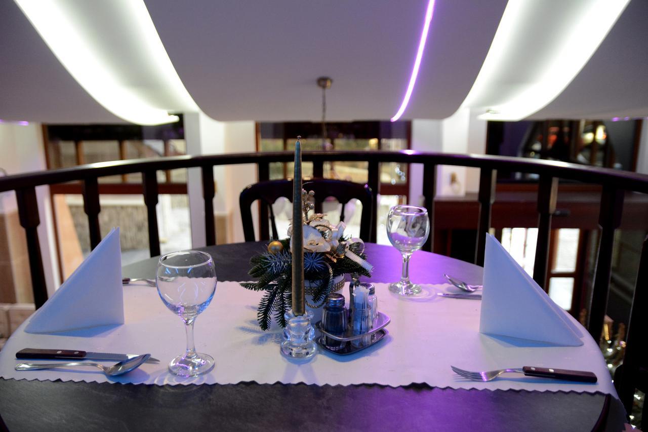 米纳瓦酒店 Mosonmagyaróvár 外观 照片